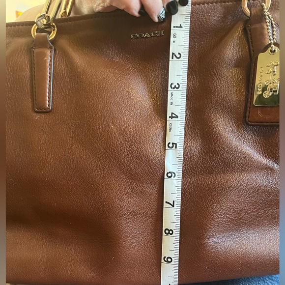 Brown leather coach purse - Picture 3 of 10